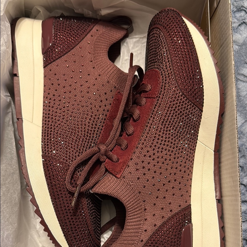 Michael Kors Gold Box - Picture 2 of 7